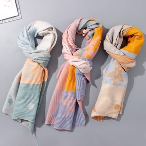 Stars Contrast Color A/W Scarf
